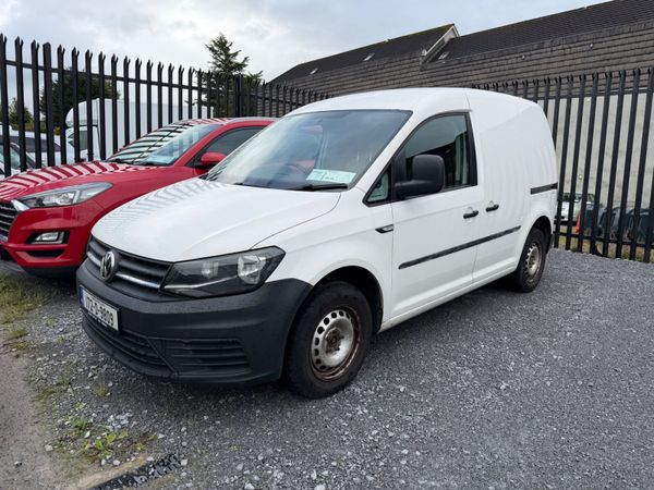 2017 (172) Volkswagen Caddy 2.0 TDI - Main image