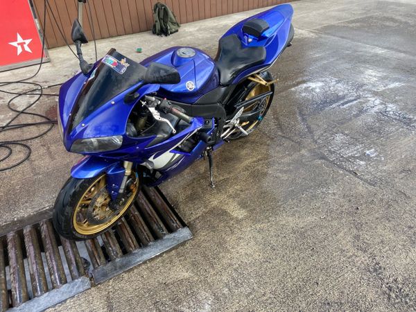 Yamaha R1- ono - Main image