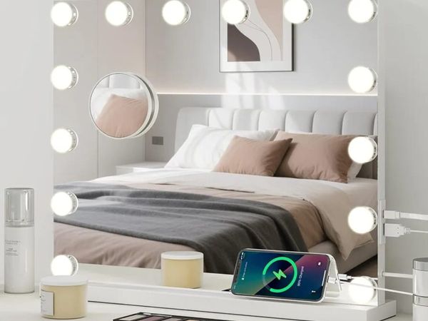 Hollywood Vanity Mirror with Lights, Large Lighted - Main image