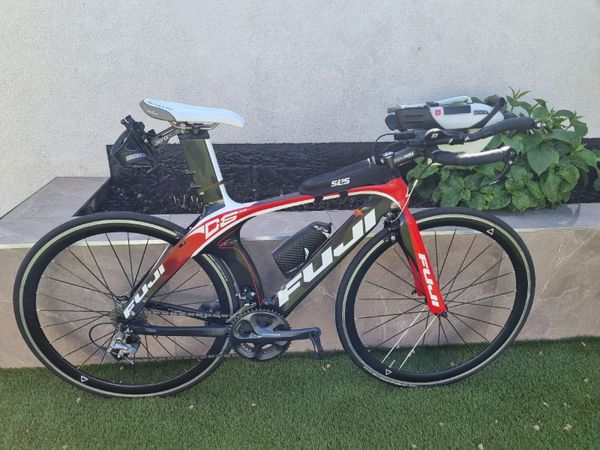Fuji D6 TT Bike & Extra Wheelset &Hydration system - Main image
