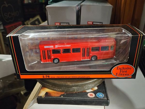 Corgi Bus - Main image