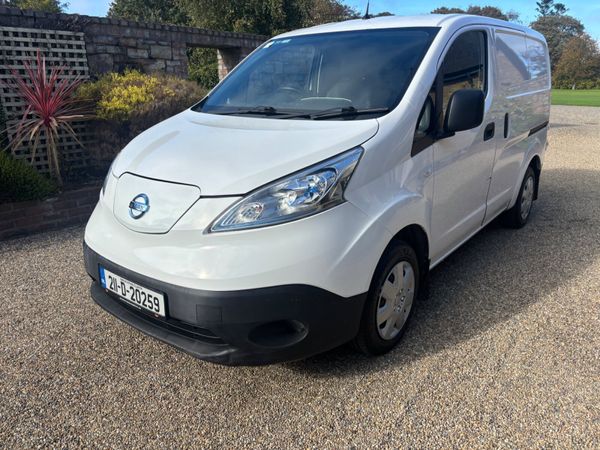 2021 Nissan NV 200 electric 40 KW long range. - Main image