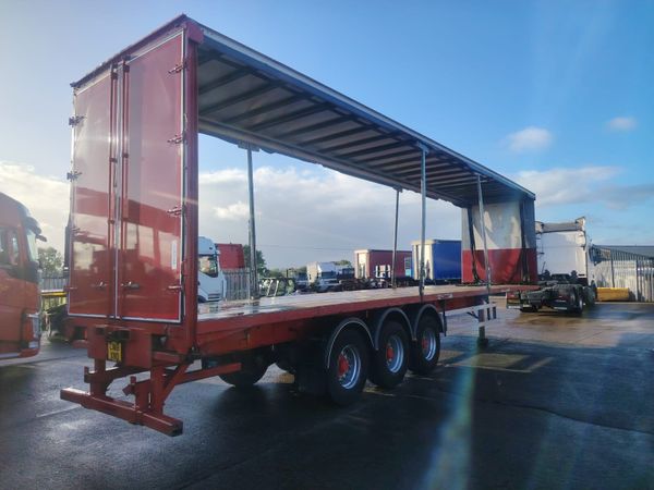 2014 Montracon Curtainsider 4.4 high Moffet kit - Main image