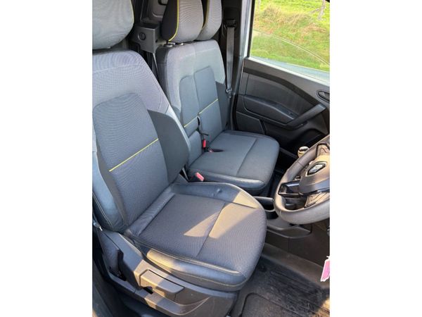 Renault Kangoo VAN ML19 DCI 95 START 4DR - Main image