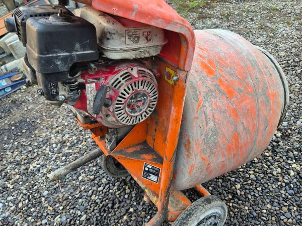 Belle mixer 2023y,honda gx120 engine - Main image