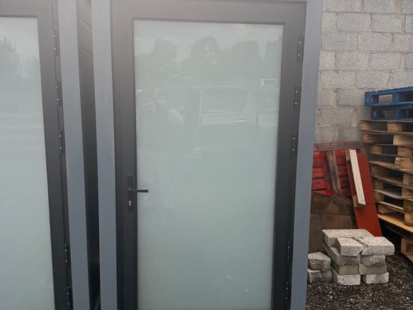 New single Modular toilet unit - Main image