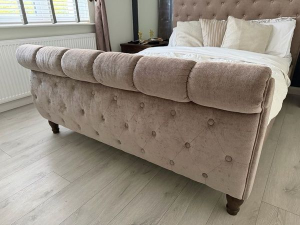 king size bed - Main image
