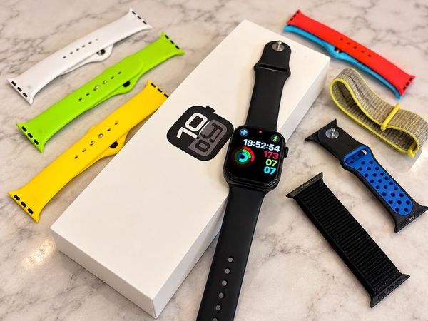 Apple Smart Watch series 10 - Main image