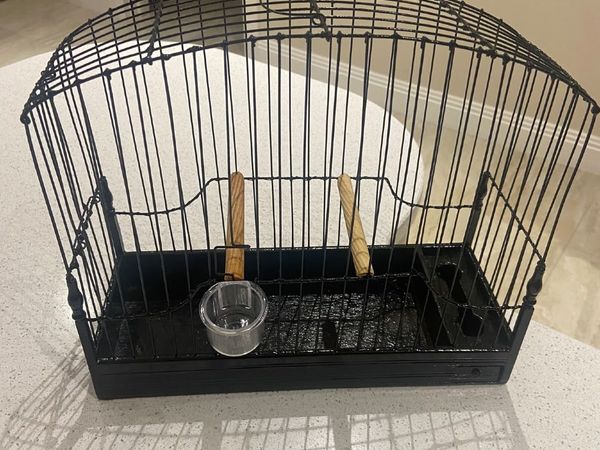 Fife show cages - Main image