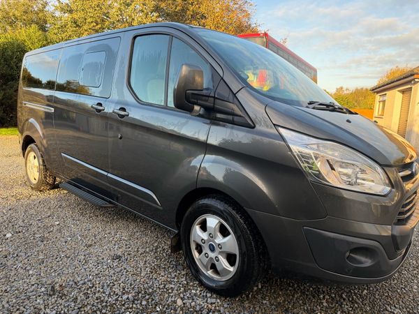 181 9 seater automatic wheel chair accessible - Main image