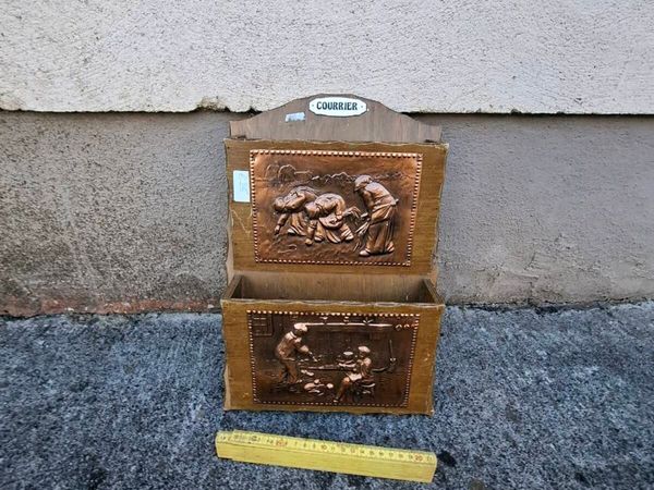 Copper letter holder - Main image