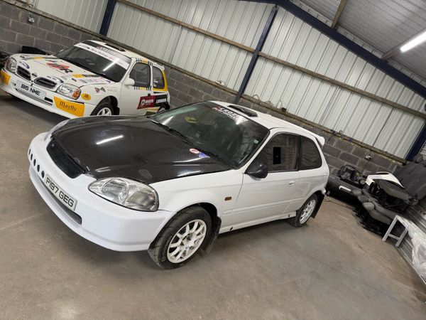 11F Honda civic - Main image