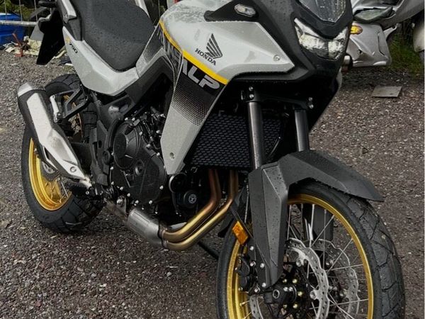 Honda Transalp 750 - Main image