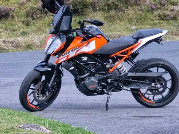 Ktm duke 125 2018 - Main image