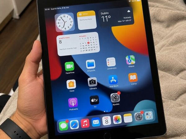 Apple iPad 9th Generation - 64GB - Main image