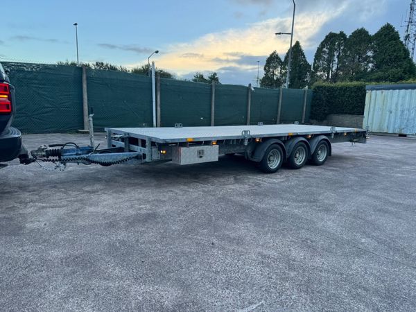 Ifor Williams trailers - Main image