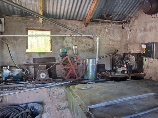 Milking Machine - Main image