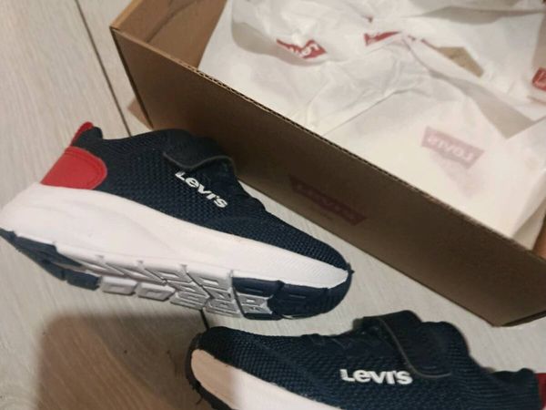 Levis kids runners brand new never worn - Main image