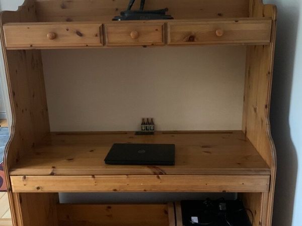 Computer station - Main image