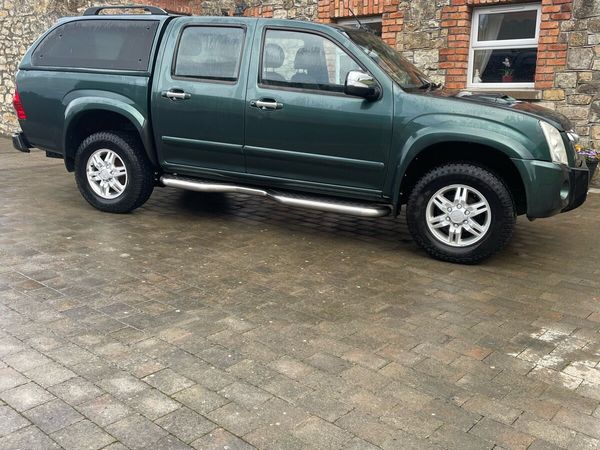 Isuzu D Max Double Cab - Main image