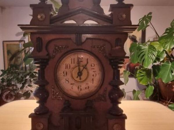 German antique, eclectic chapel-type mantel clock - Main image