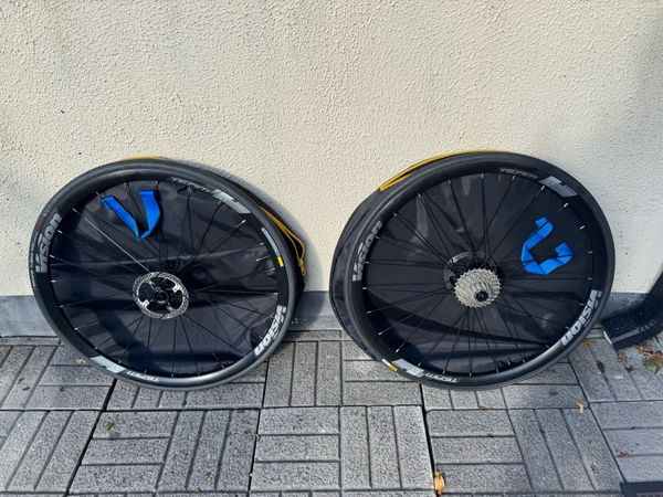 Vision 30 Team Wheelset on Shimano - Main image