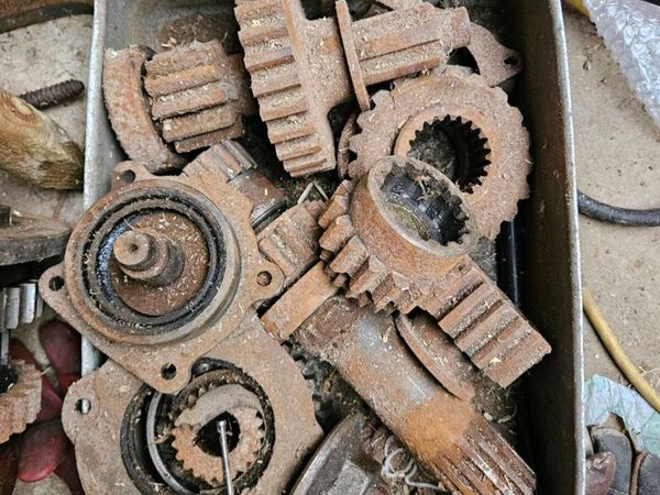 Gears - Main image