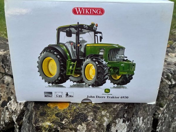 Britains John Deere 6930 1:32 - Main image
