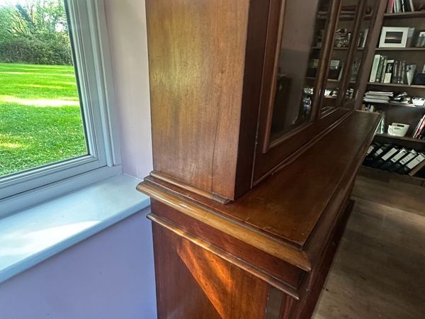 Beautiful Antique Mahogany Dresser - Main image