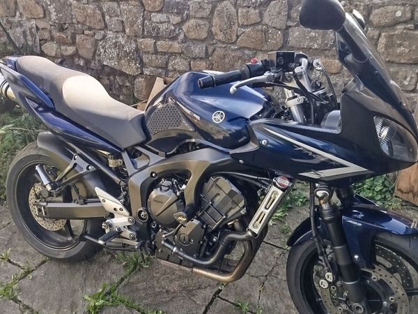 YAMAHA FZ6S2 - Main image