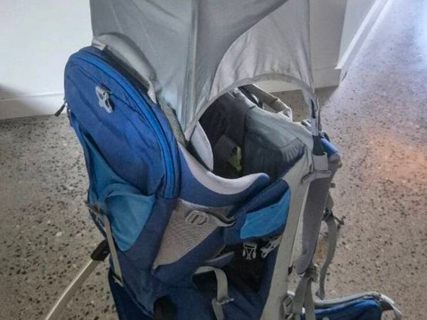 Thule Sapling Infant Backpack Carrier - Main image
