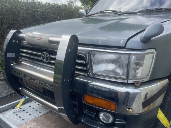 Hilux surf SSRX - Main image