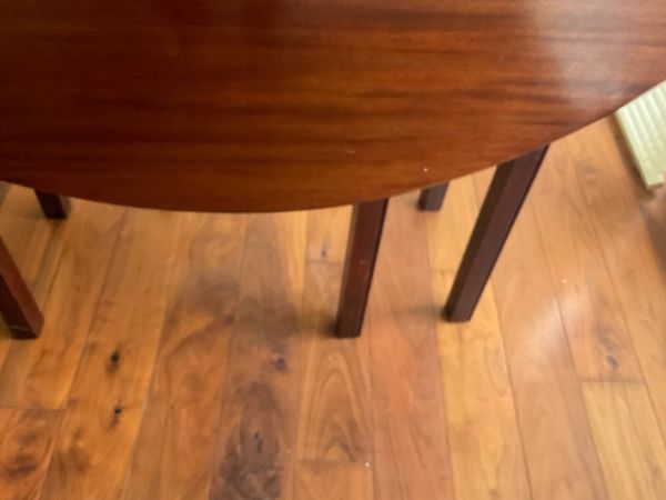 Gateleg  table - Main image