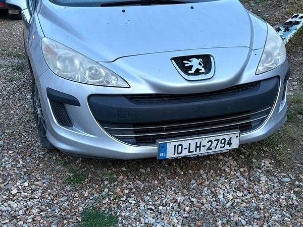 Peugeot 308 - Main image