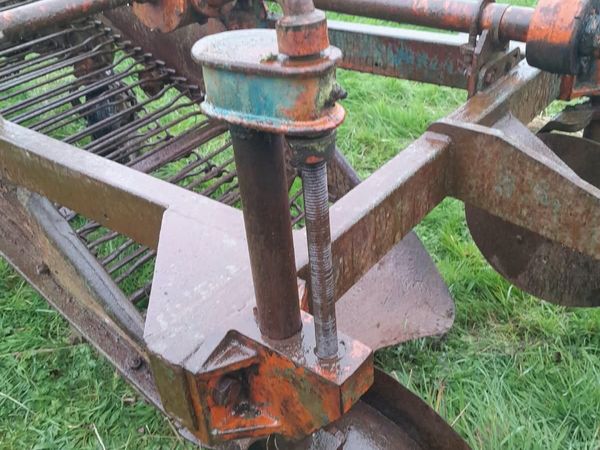 Johnston Potato Digger for sale in Cork for €1,275 on DoneDeal