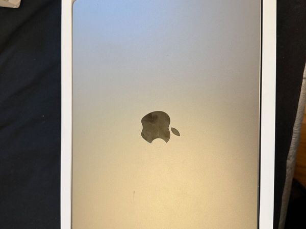 MacBook Pro m3 Late 2023 - Main image