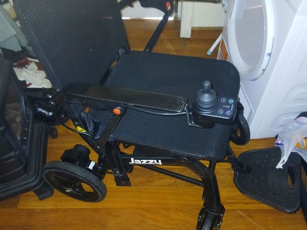 Jazzy ultra light wheelchair - Main image