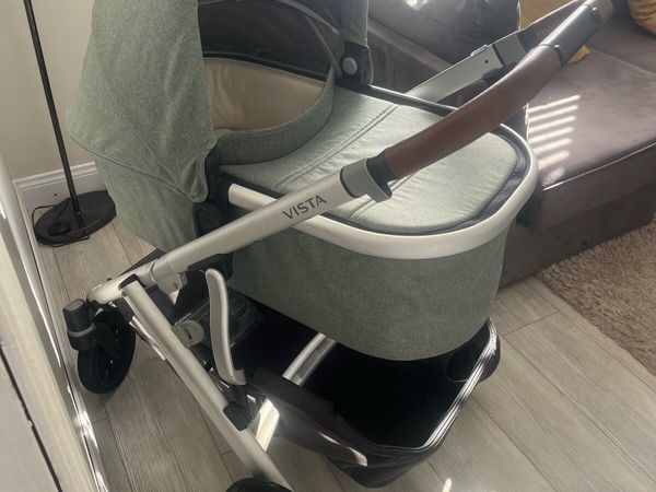 Vista Uppababy v2 with carrycot - Main image