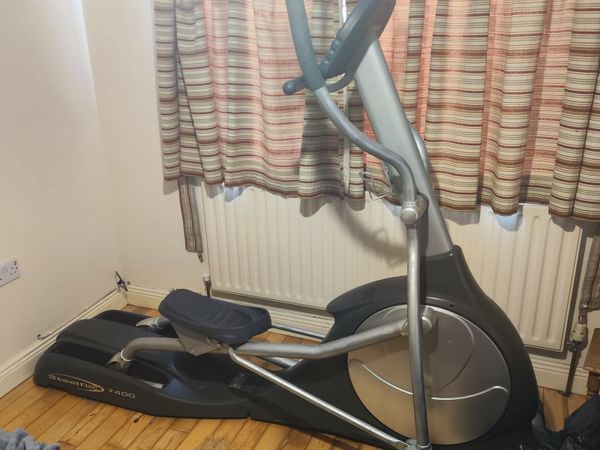 Steelflex 7400 Professional Gym Grade Elliptical - Main image