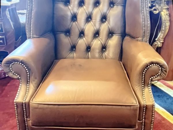 Brown chair - Main image