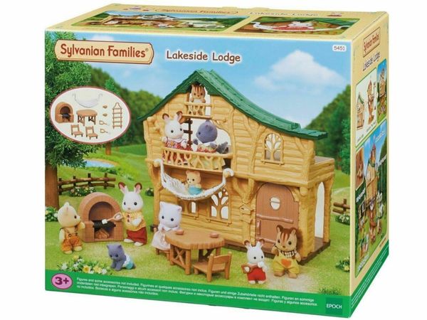 New:  Sylvanian Families Lakeside Lodge - Main image