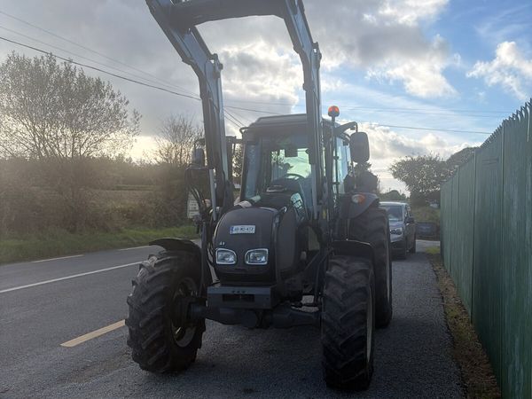 Valtra A93 - Main image