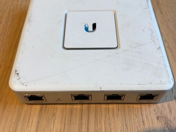 Ubiquiti UniFi Security Gateway USG, No PSU - Main image