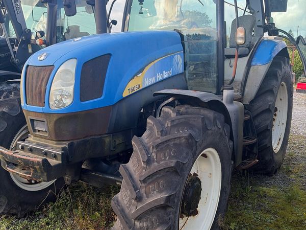 New Holland T6050 - Main image