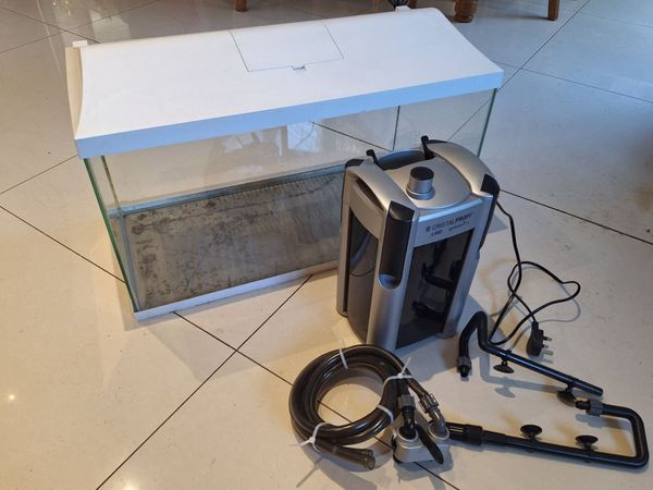 Aquarium. 130 litre tank and under tank filter - Main image
