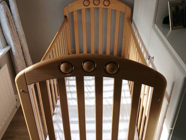 COT & high chair - Main image