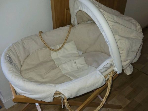 Moses Basket - Main image