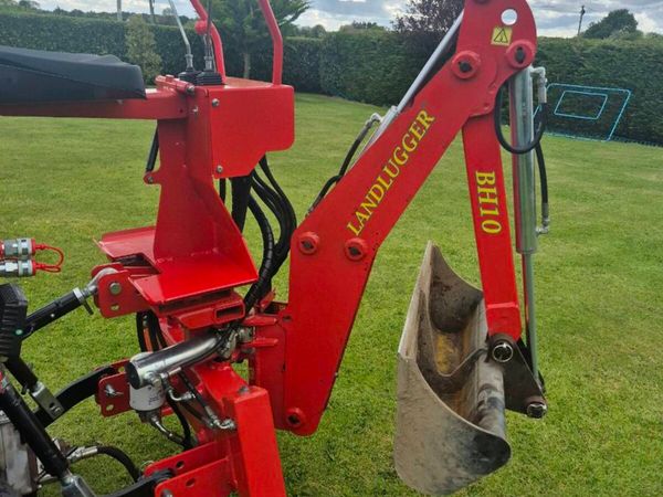 Backhoe digger excavator - Main image