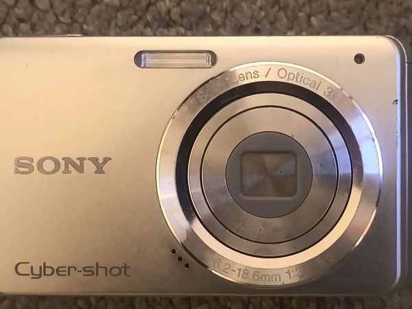Digital camera Sony Cyber-shot DSC-W180 - Main image
