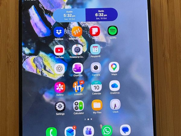 Samsung Galaxy Fold 5 - Main image